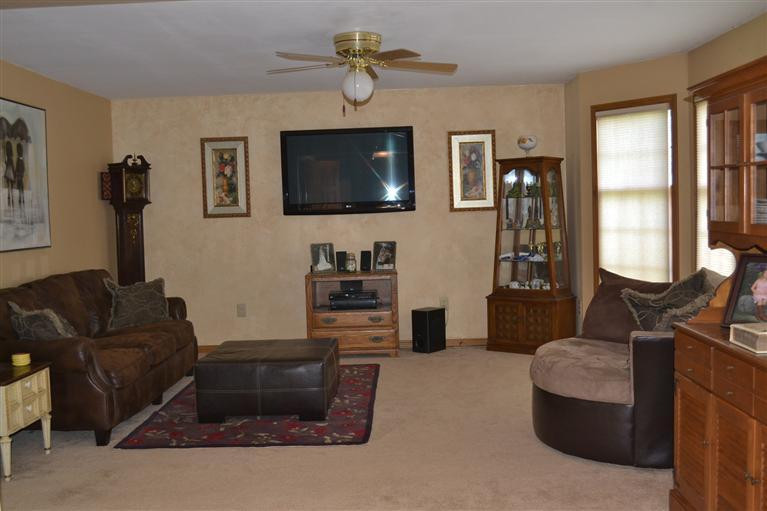 325 Alexander Road Crittenden, KY 41030 - Photo 5 of 29 Gallery Image 5