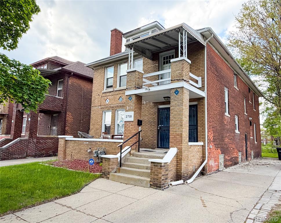 2710 Clements Street Detroit, MI 48238 - Photo 2 of 14