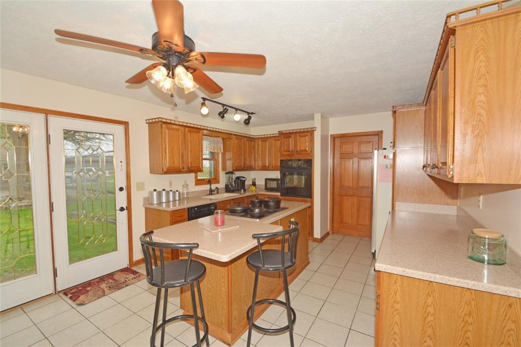 11224 West Base Line Road Jamestown, IN 46147 - Photo 9 of 24