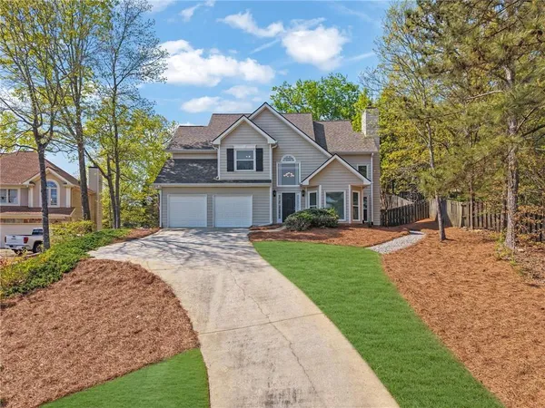 $2,700 | 4840 Yorkshire Lane, Suwanee, GA 30024