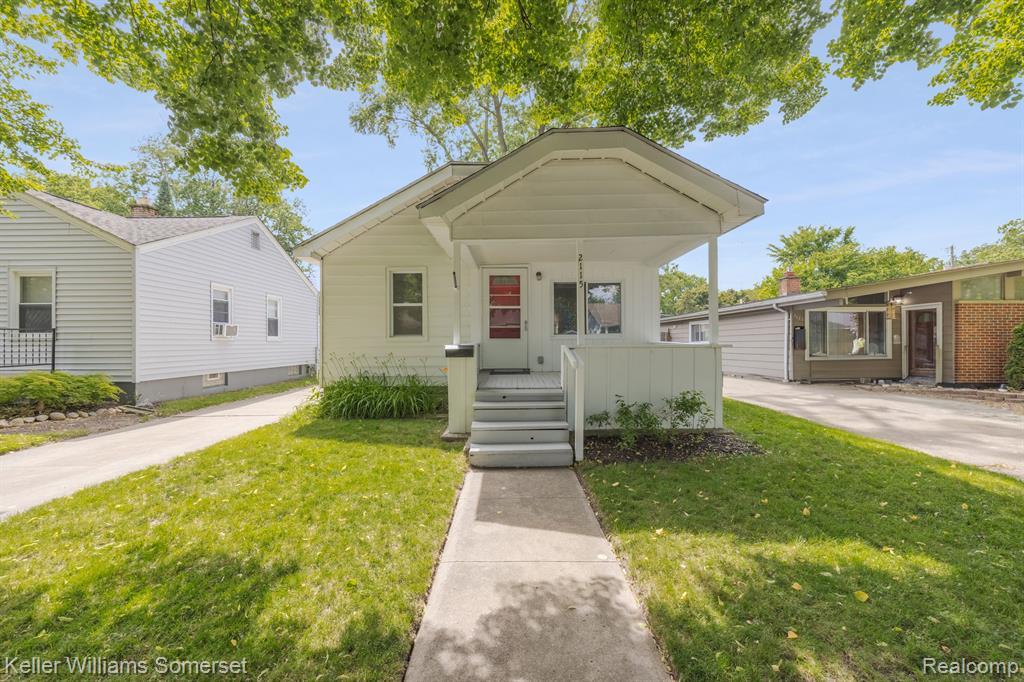 2115 Leitch Road Ferndale, MI 48220 - Photo 1 of 30