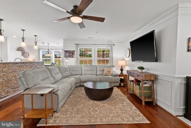 $285,000 | 2406 Dominion Drive, Unit 1B, Frederick, MD 21702