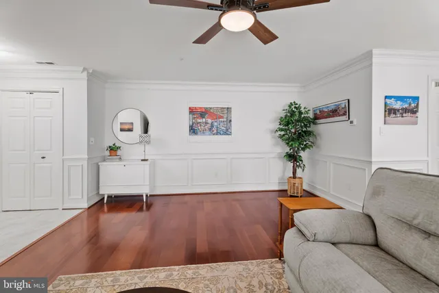 $285,000 | 2406 Dominion Drive, Unit 1B, Frederick, MD 21702