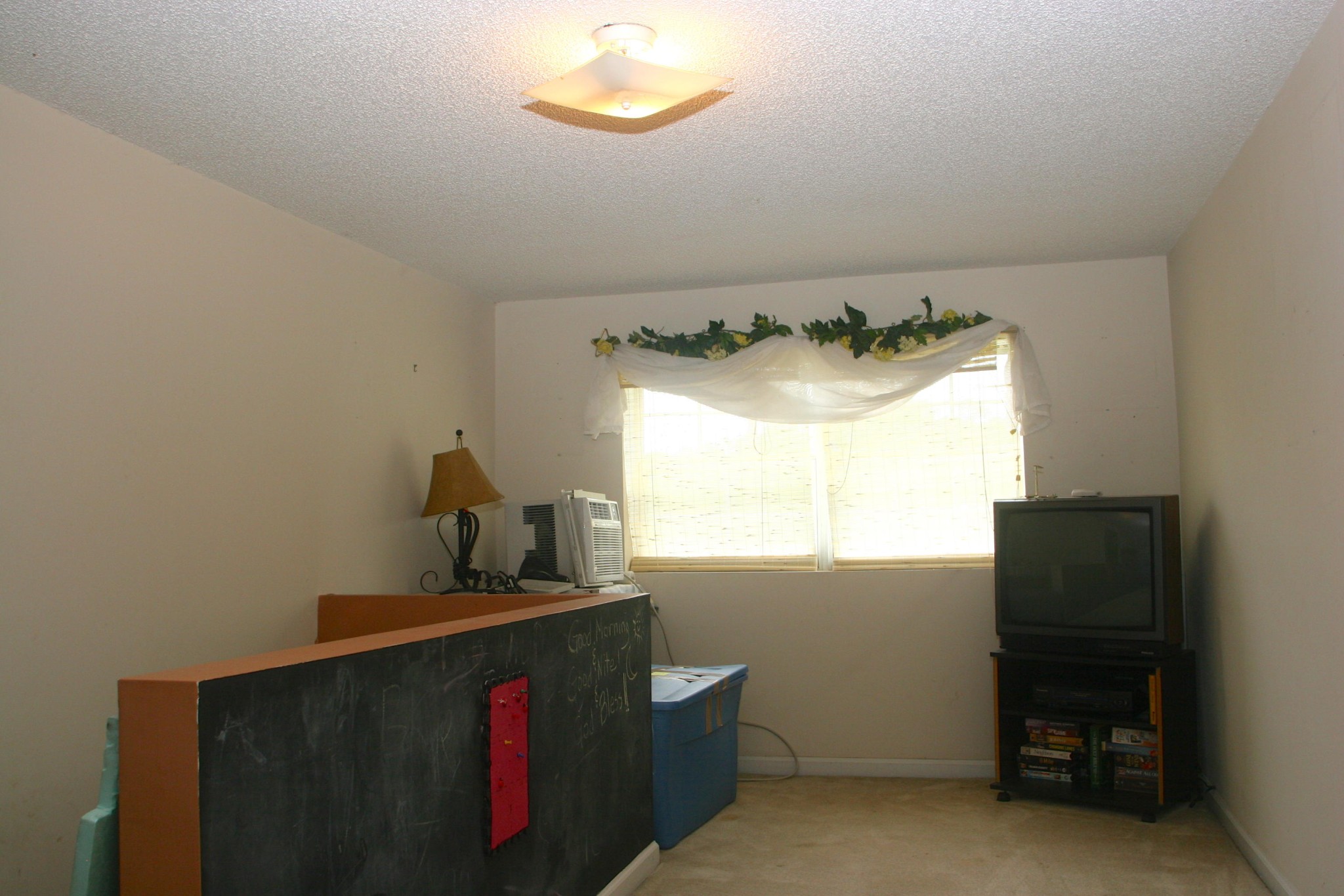 1953 Roslin Road Jamestown, TN 38556 - Photo 17 of 19 a kitchen with a window and a sink