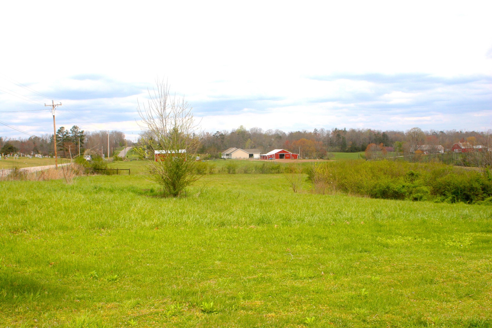 1953 Roslin Road Jamestown, TN 38556 - Photo 7 of 19 a view of an ocean from a city