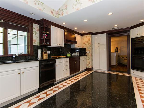 48 Lantern Road Belmont, MA 02478 - Photo 6 of 28 Gallery Image 6