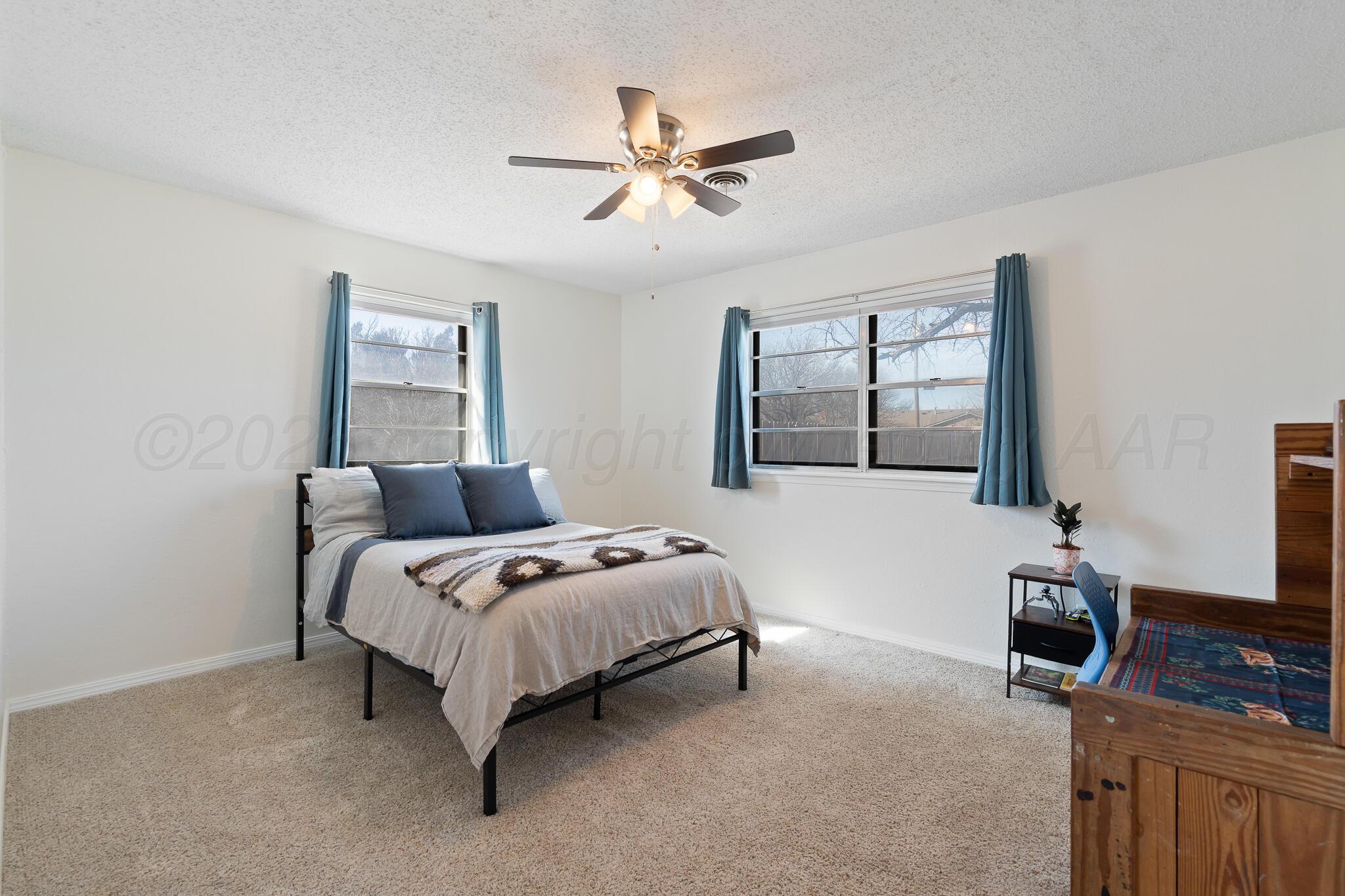 200 Hermosa Street Claude, TX 79019 - Photo 20 of 30 Bedroom 2