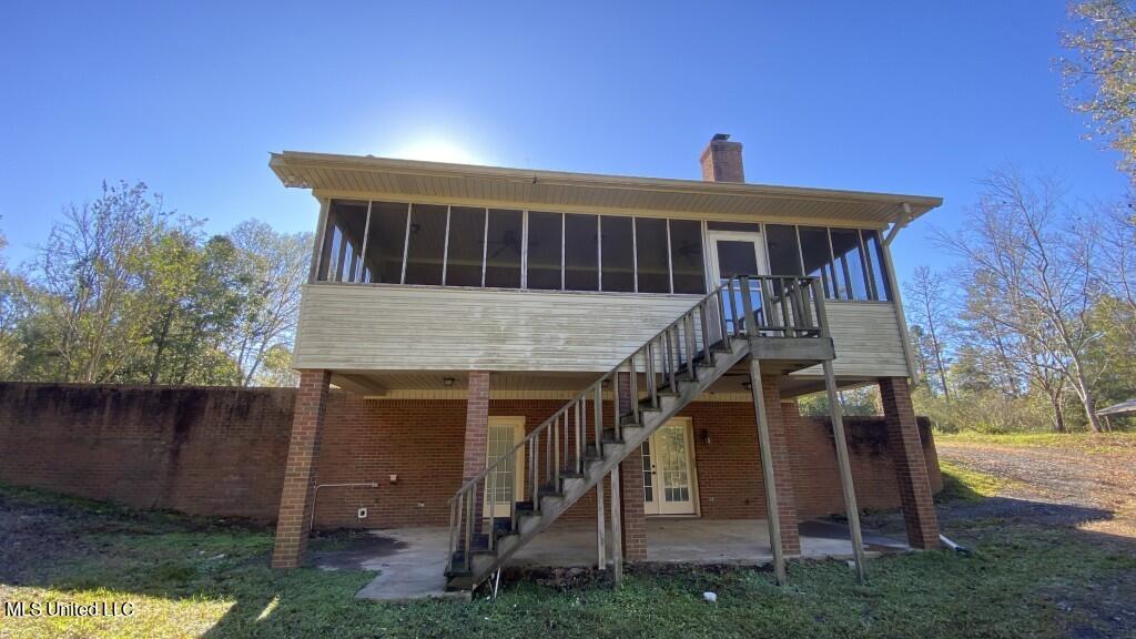 156 Rhodes Circle Brandon, MS 39042 - Photo 2 of 15 REAR VIEW