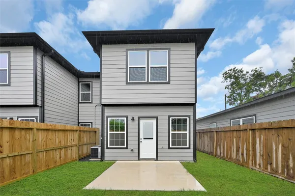 $2,150 | 7415 Hezekiah Lane, Unit A, Houston, TX 77088