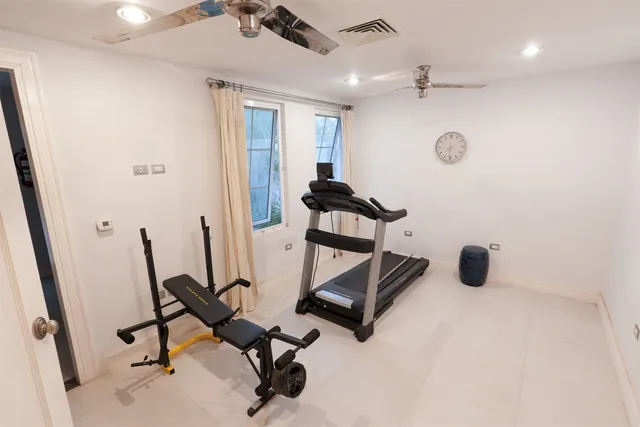 $1,395,000 | 26 La Ceiba Avenue