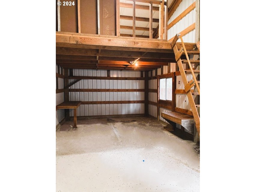 306 South Toutle Road Toutle, WA 98649 - Photo 28 of 36 a view of entryway