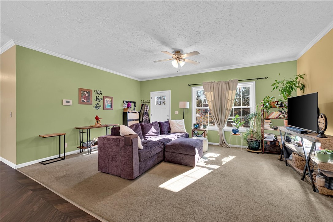 94 George Alewine Road Due West, SC 29639 - Photo 4 of 36 Gallery Image 4