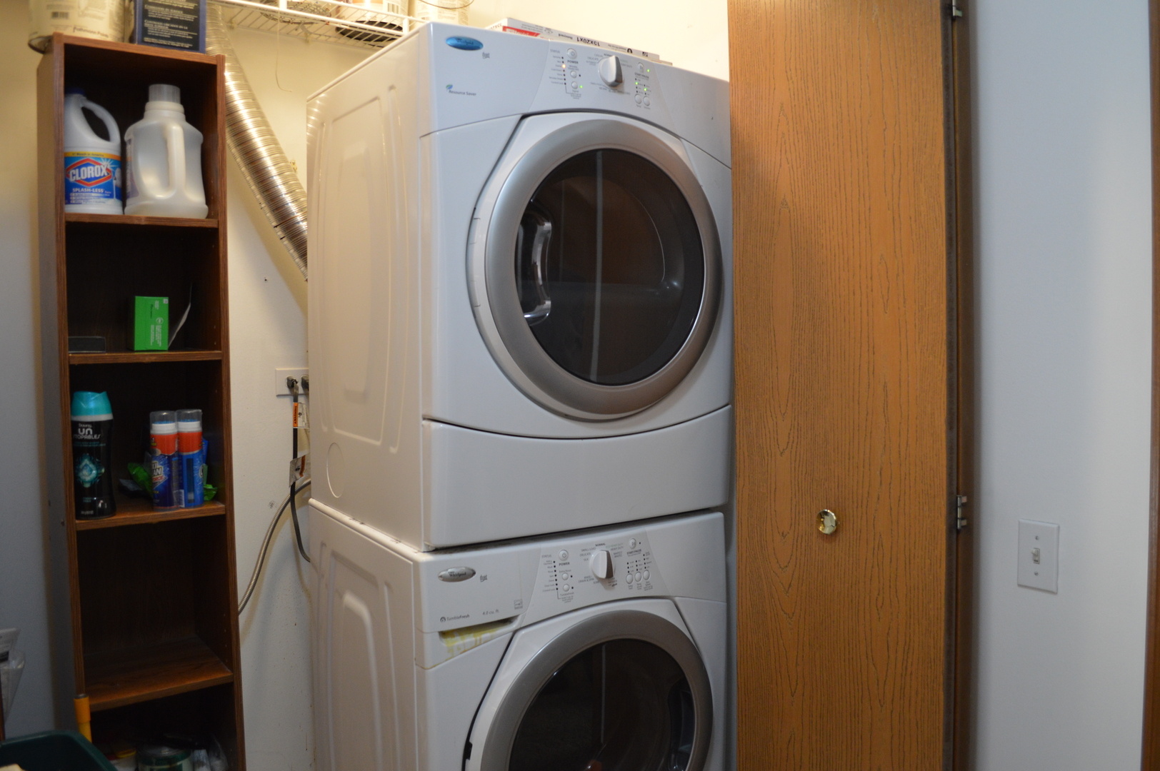 2214 Dawson Lane Algonquin, IL 60102 - Photo 12 of 14 a utility room with dryer and washer