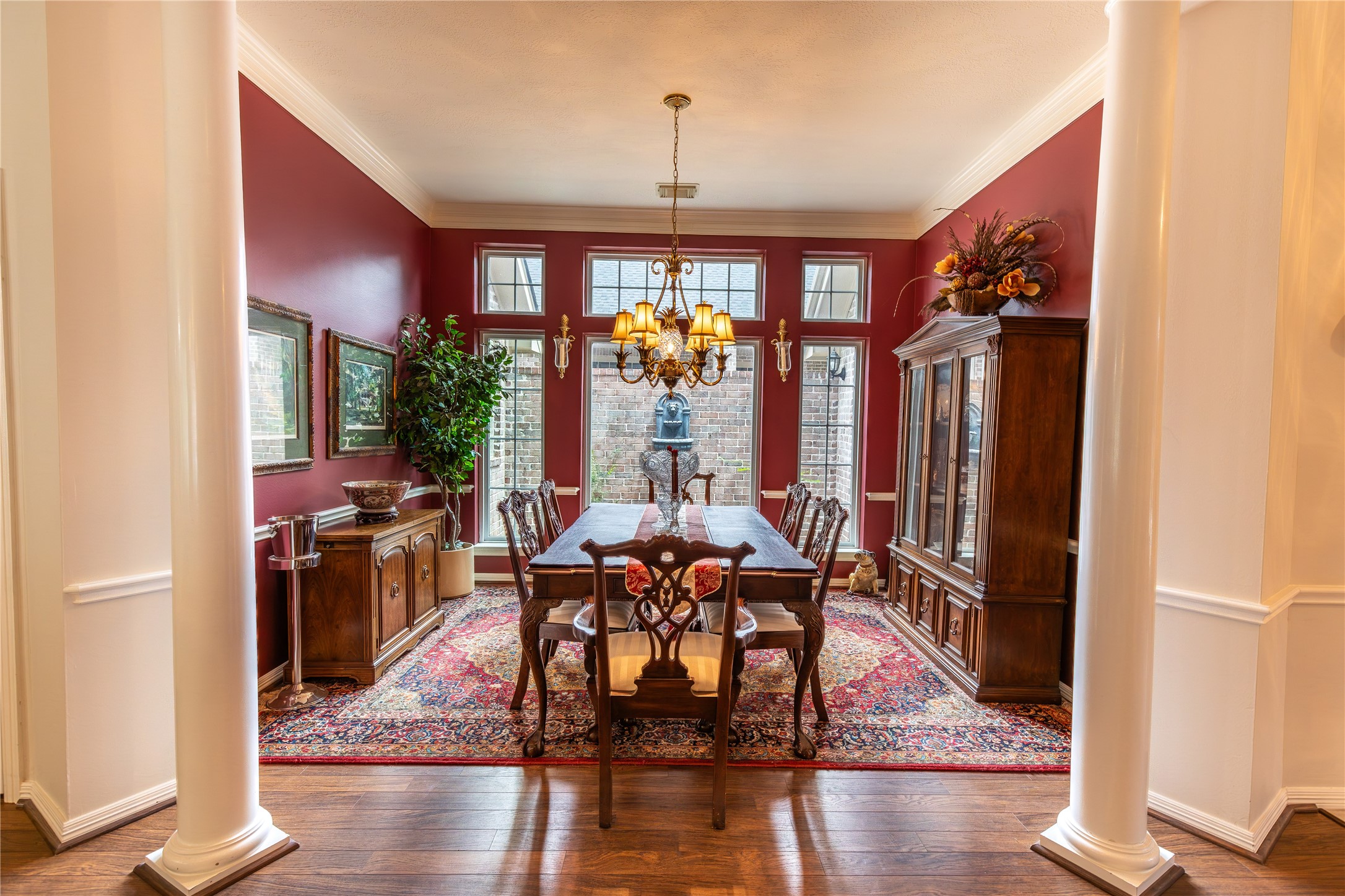 19 Palmer Green Place Spring, TX 77381 - Photo 10 of 30 Dining Room