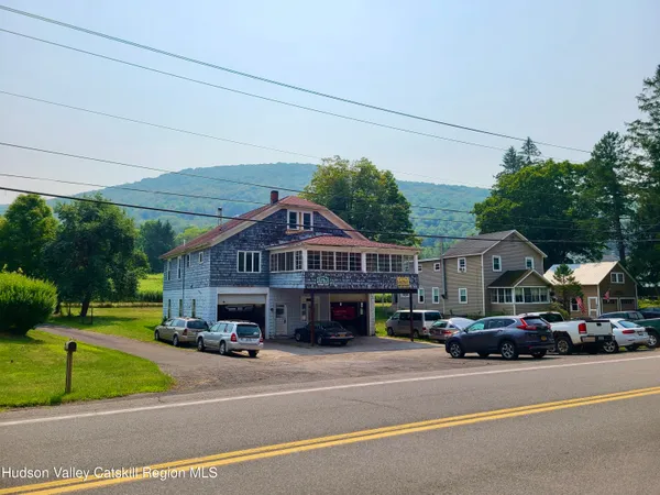 $325,000 | 53200 Highway 30, Roxbury, NY 12421