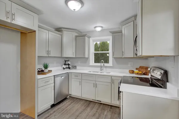 $299,995 | 115 Sherman Street, Hanover, PA 17331