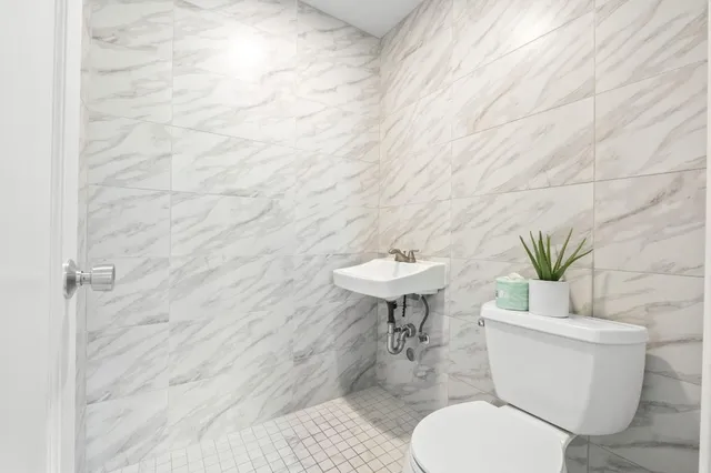 $1,225,000 | 146 Westlawn Avenue, Daly City, CA 94015