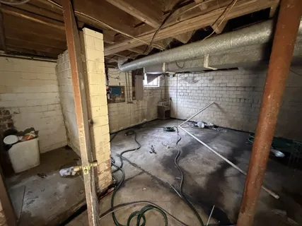 $85,500 | 140 South 4th Street, Albion, IL 62806