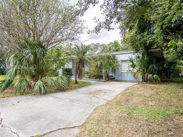 $345,000 | 8201 Yardley Avenue North, St. Petersburg, FL 33710