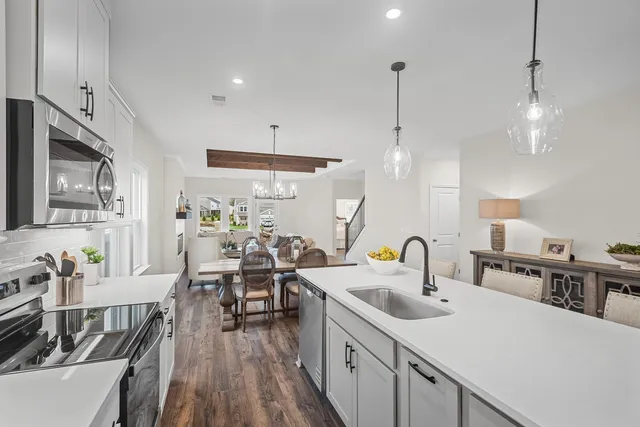 $519,990 | 1925 Hildebrand Lane, Columbia, TN 38401