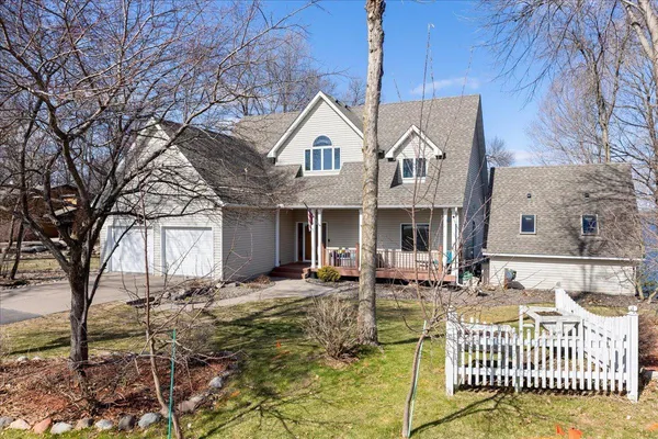 $1,200,000 | 28750 Glader Boulevard, Lindstrom, MN 55045