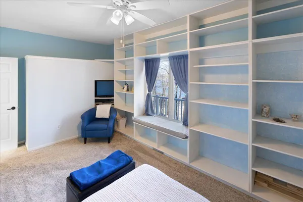 $1,200,000 | 28750 Glader Boulevard, Lindstrom, MN 55045