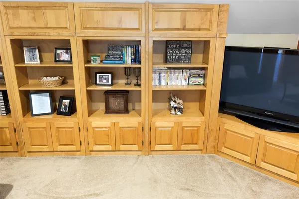 $1,200,000 | 28750 Glader Boulevard, Lindstrom, MN 55045