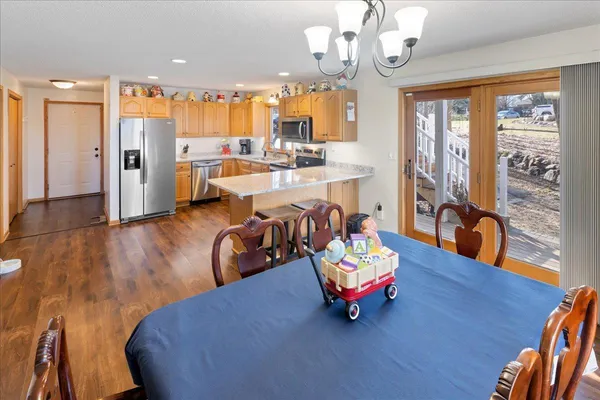 $1,200,000 | 28750 Glader Boulevard, Lindstrom, MN 55045