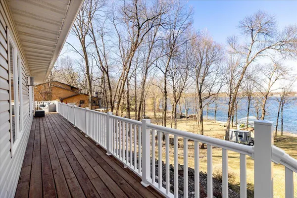 $1,200,000 | 28750 Glader Boulevard, Lindstrom, MN 55045