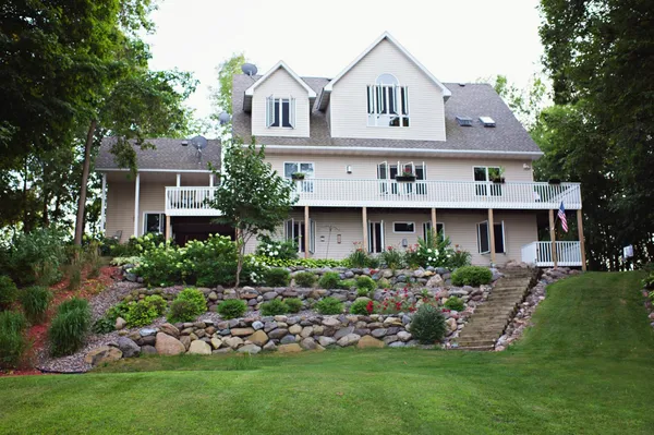 $1,200,000 | 28750 Glader Boulevard, Lindstrom, MN 55045