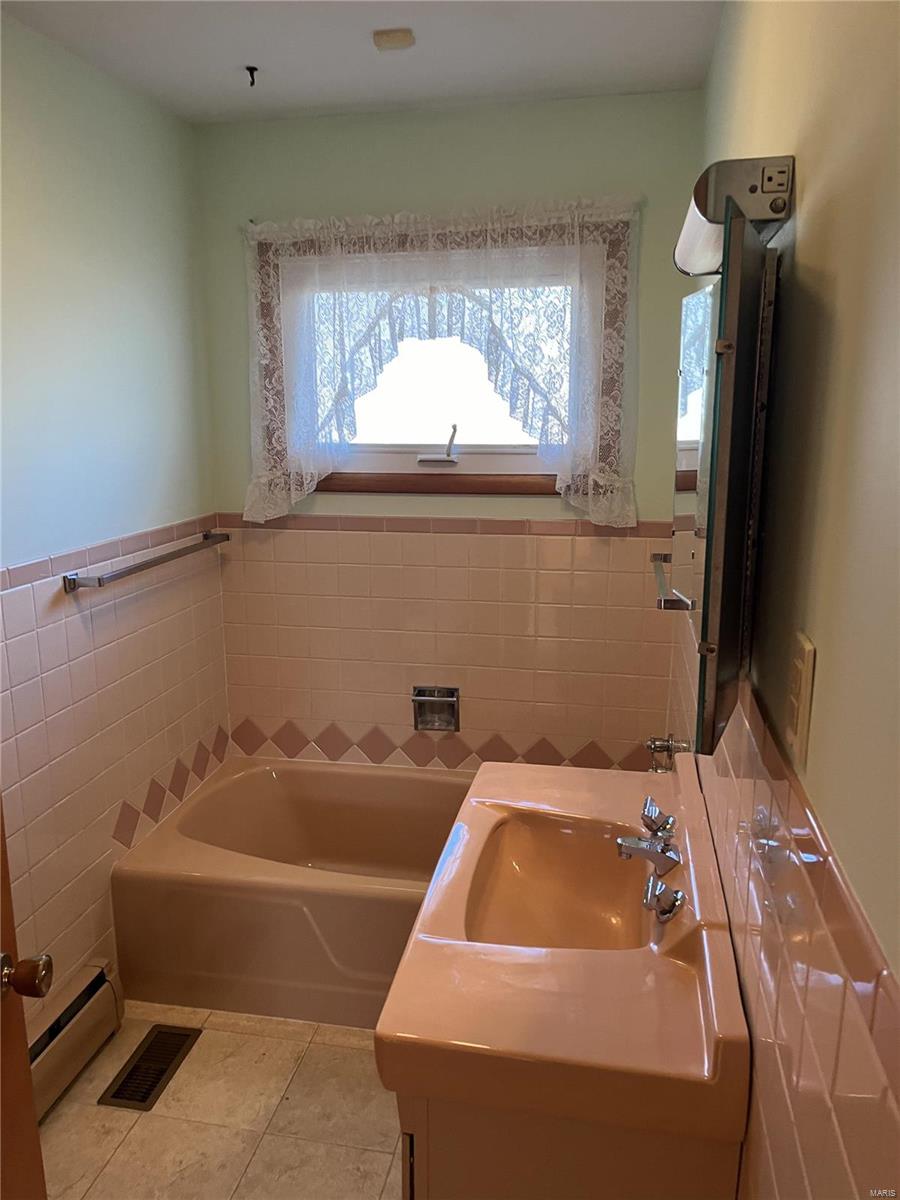 209 East Old Rte 66 North Mount Olive, IL 62069 - Photo 14 of 20 Gallery Image 14