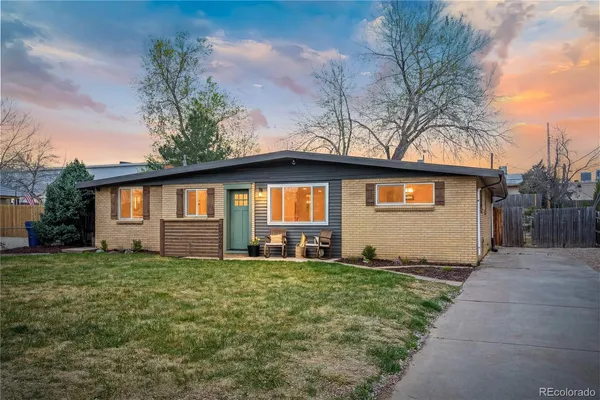 $619,500 | 5320 West 40th Avenue, Wheat Ridge, CO 80212