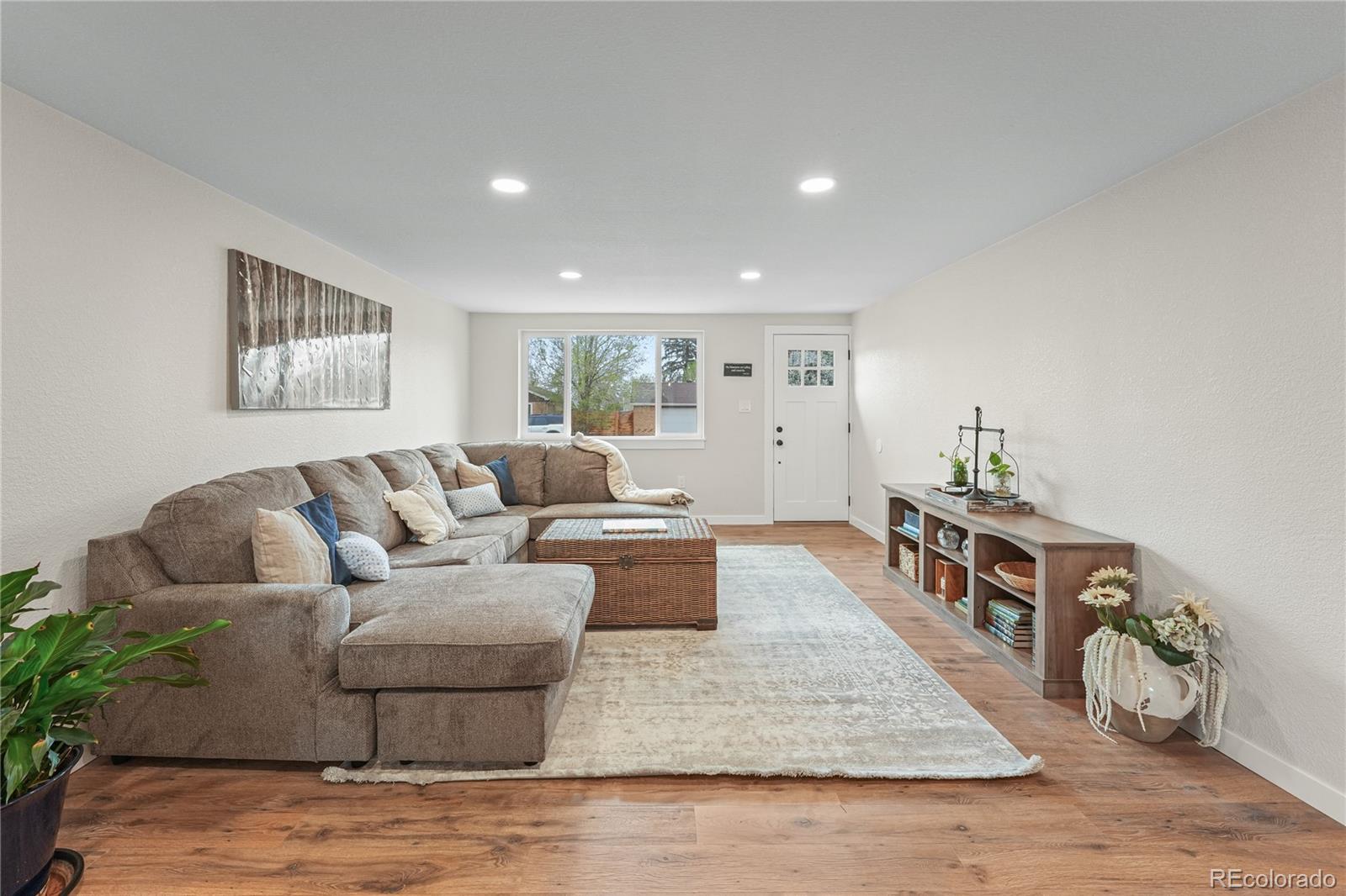 5320 West 40th Avenue Wheat Ridge, CO 80212 - Photo 5 of 34