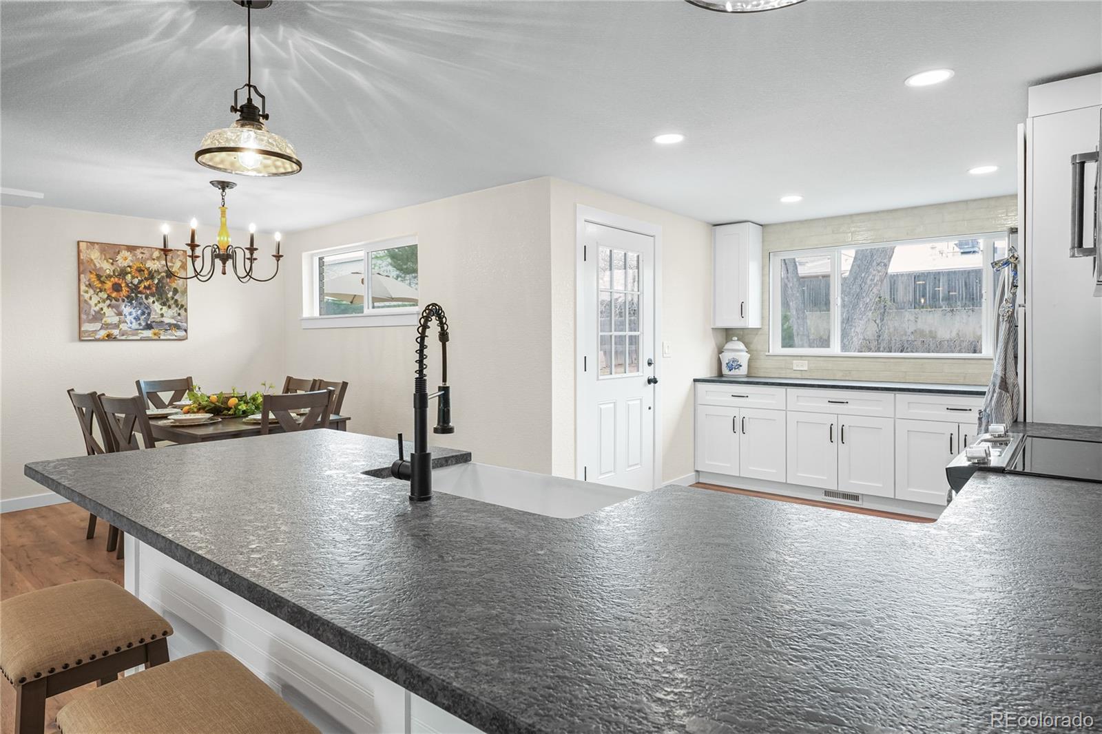 5320 West 40th Avenue Wheat Ridge, CO 80212 - Photo 8 of 34