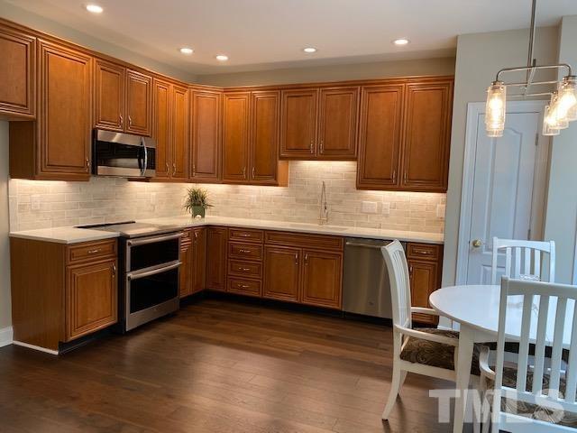 11107 Maplecroft Court Raleigh, NC 27617 - Photo 7 of 20 Gallery Image 7