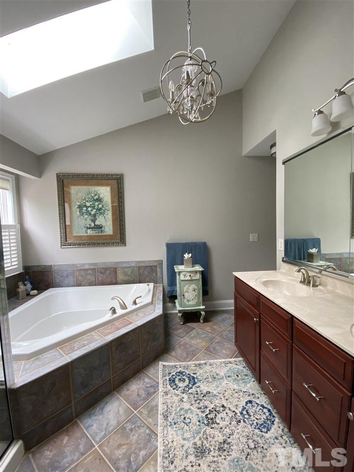 11107 Maplecroft Court Raleigh, NC 27617 - Photo 10 of 20 Gallery Image 10