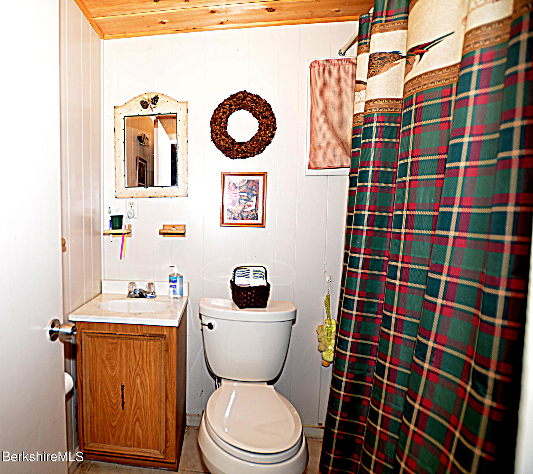 376 Wells Road Becket, MA 01223 - Photo 10 of 28 First Floor Full Bath