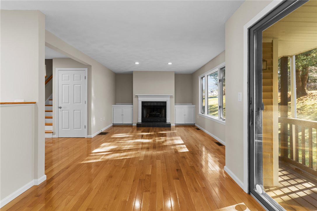 50 Abbott Run Valley Road, Unit 1601 Cumberland, RI 02864 - Photo 18 of 35 Gallery Image 18