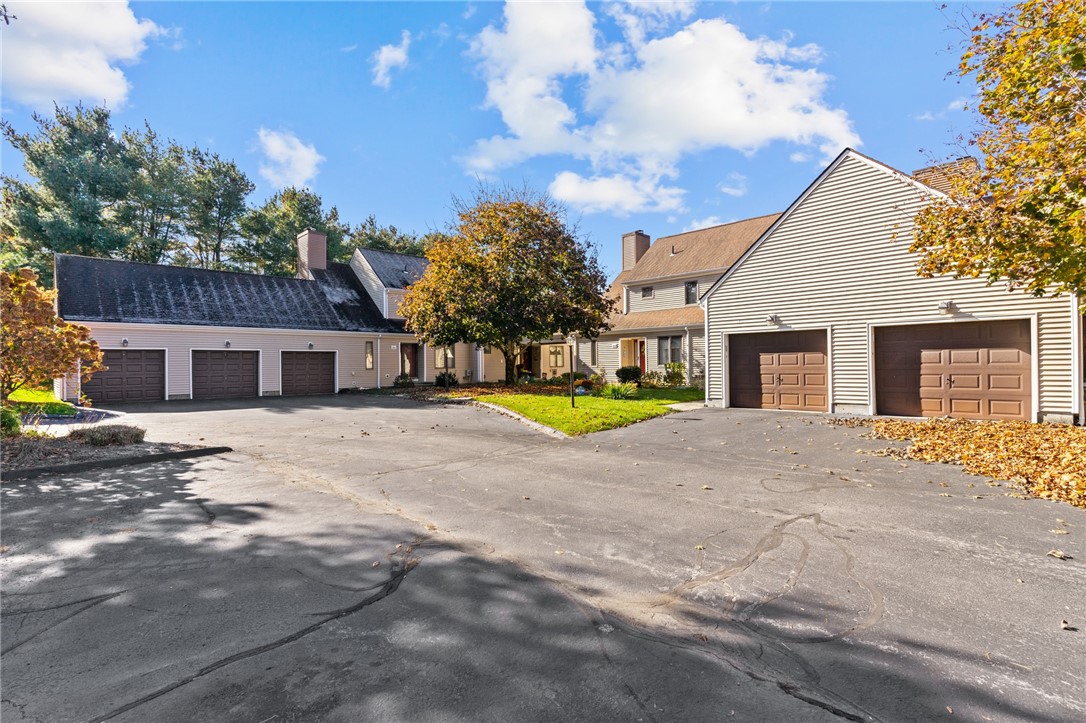 50 Abbott Run Valley Road, Unit 1601 Cumberland, RI 02864 - Photo 3 of 35 Gallery Image 3