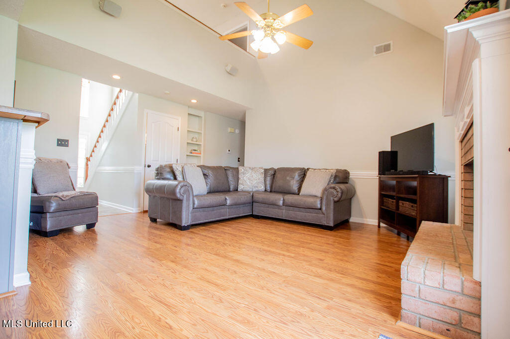 2142 Heather Ridge Southaven, MS 38672 - Photo 13 of 24 IMG_4349