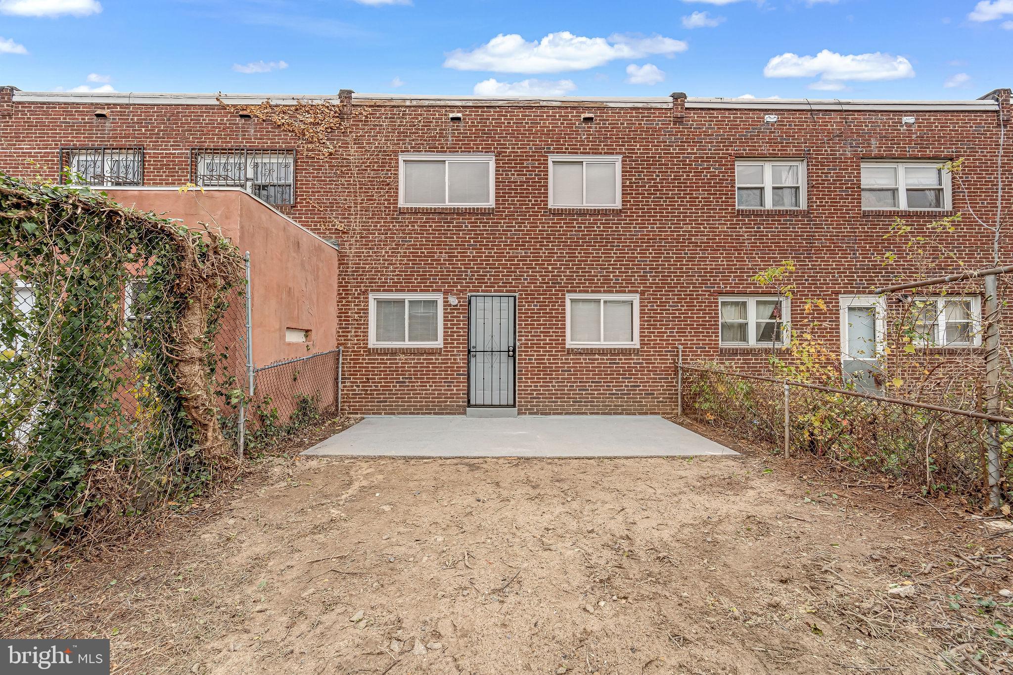 2425 Patton Street Camden, NJ 08104 - Photo 22 of 23 front view of a house
