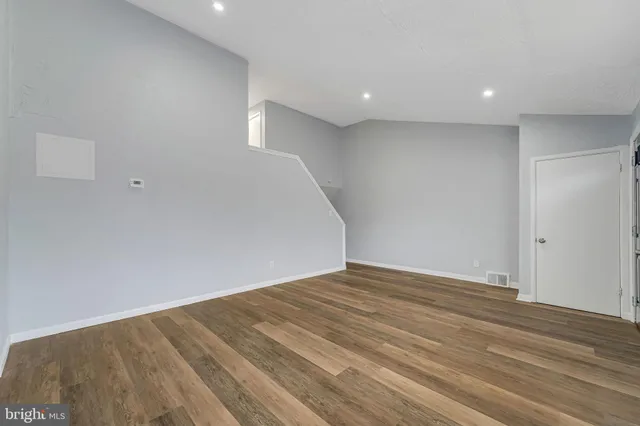 a view of empty room