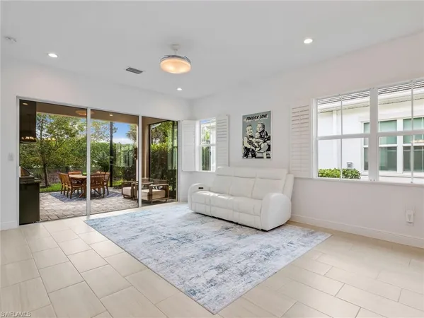 $659,000 | 9052 St Lucia Drive, Naples, FL 34114