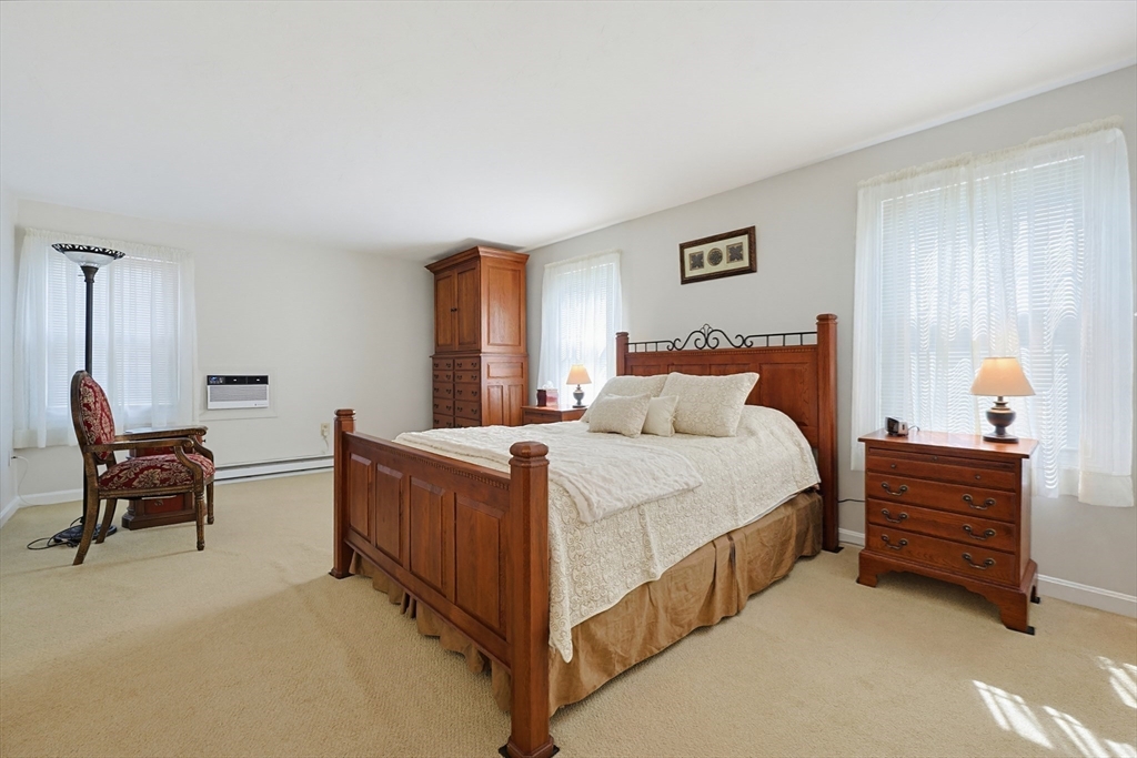 141 Russell Road Framingham, MA 01702 - Photo 22 of 41