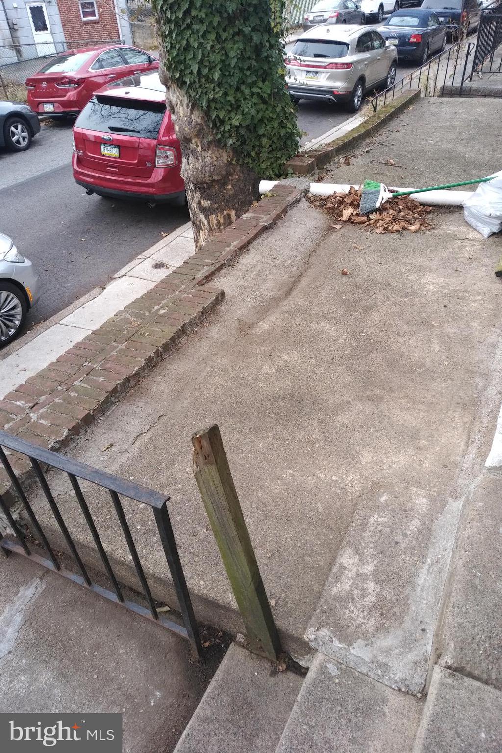 431 Copley Road Upper Darby, PA 19082 - Photo 2 of 27 Front Patio