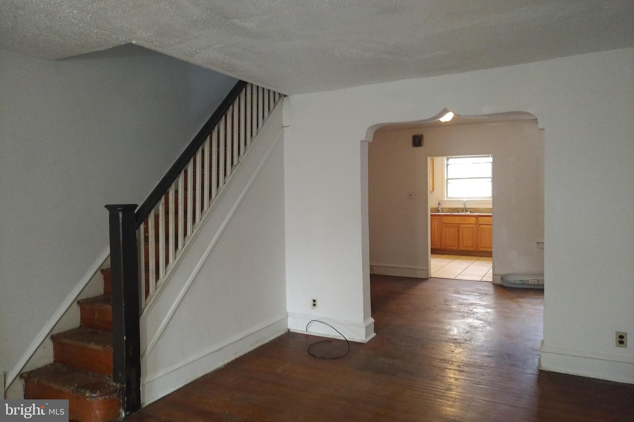 431 Copley Road Upper Darby, PA 19082 - Photo 6 of 27 Living Room - Dining Room - Kitchen