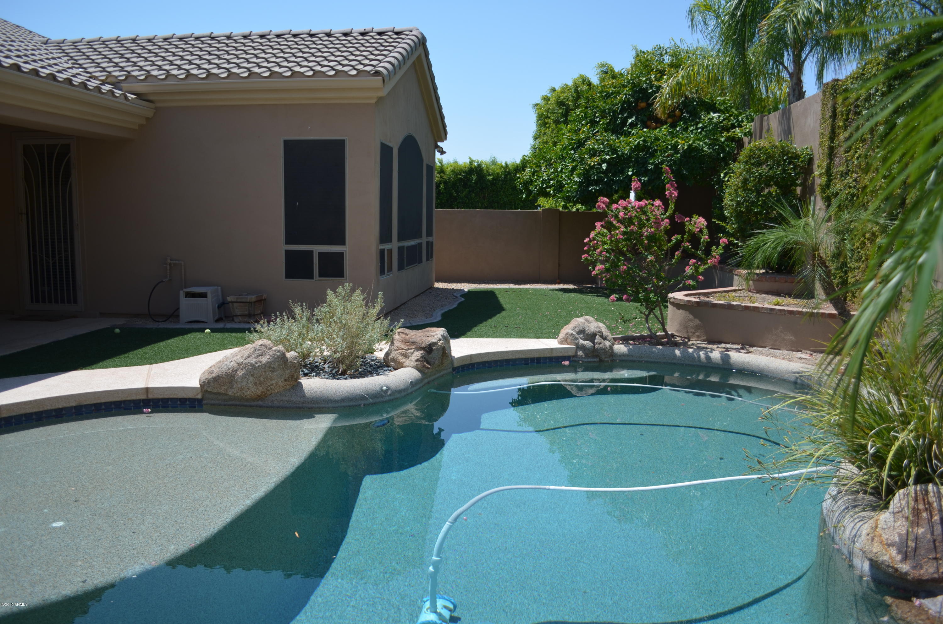 409 East Amber Ridge Way Phoenix, AZ 85048 - Photo 3 of 27 970