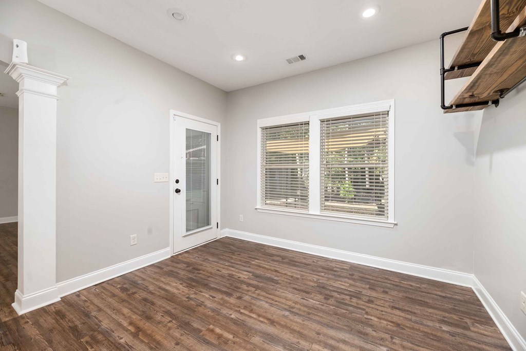 9121 Warm Springs Road Midland, GA 31820 - Photo 14 of 46 Breakfast Area