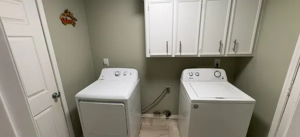 $405,000 | 3830 Fairvalley Drive, Houston, TX 77068