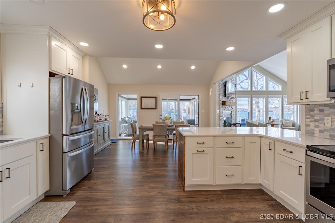 999 Imperial Point Drive Four Seasons, MO 65049 - Photo 20 of 74